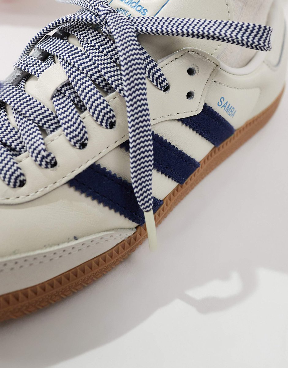 tomz_online's tweet photo. الأكثر طلبًا من أديداس سامبا ❤️‍🔥
White and navy 

المقاسات المتوفرة ٣٦ و ٤٣ فقط 
٣٦٦ شامل جميع التكاليف 🚚📦 https://t.co/4KyzdXDtla