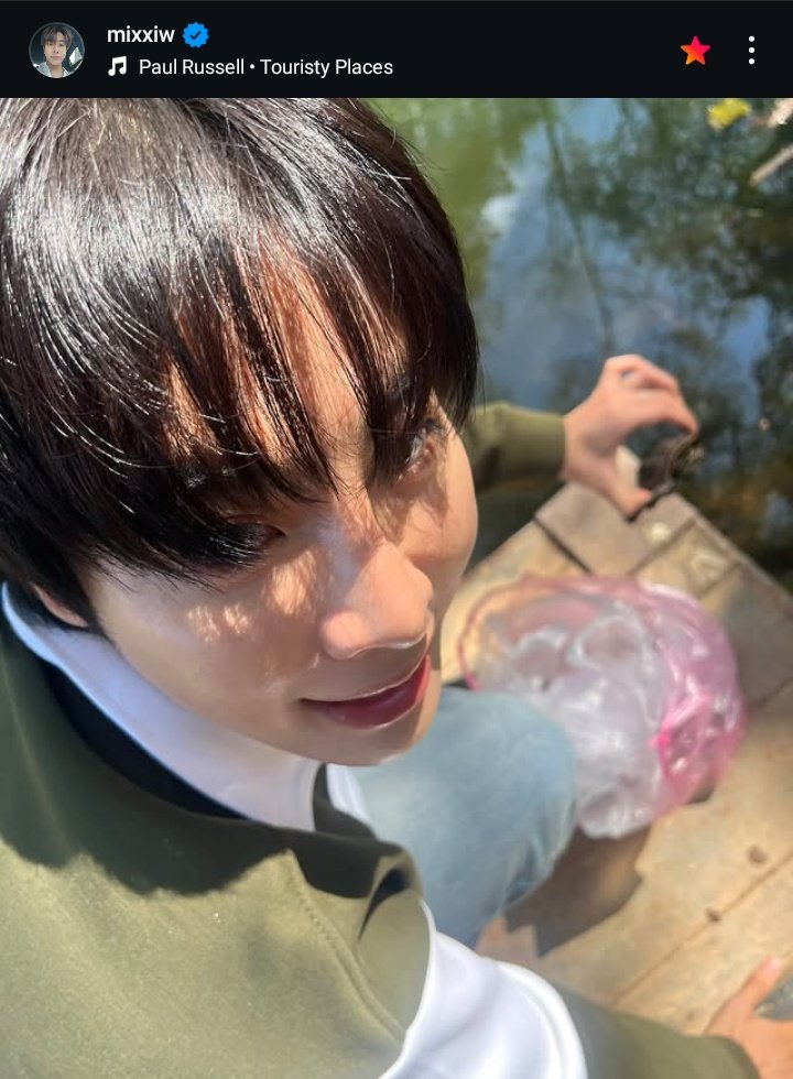 mcaryeong's tweet photo. #เอิร์ทมิกซ์ #EarthMix 

The smile:                              The reason: https://t.co/5oqkjCamwd