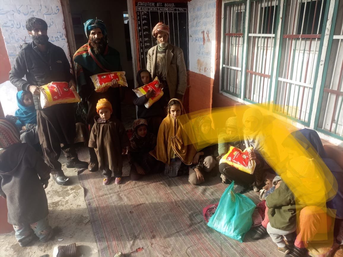 #Snowfall conditions: On the directions of DCKulgam, <a href="/AtharAamirKhan/">Athar Aamir Khan</a> , relief measures for nomadic families continue across the Tehsil. To ensure their wellbeing, survey being conducted &amp; essentials provided. Some families shifted to safer dwellings.
<a href="/DcKulgam/">Deputy Commissioner Kulgam.</a> <a href="/diprjk/">Information & PR, J&K</a> 
<a href="/DioKulgam/">Information and PR Kulgam</a>