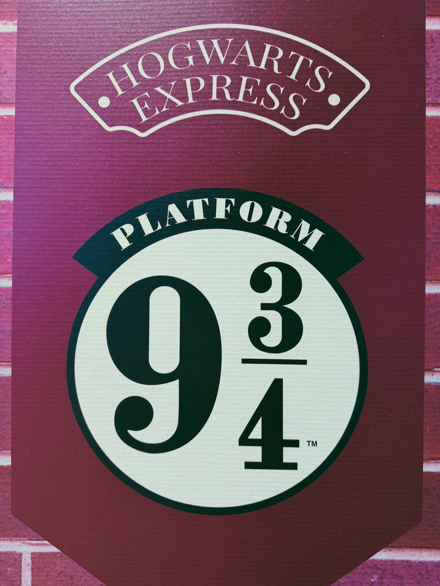 ChechunCh's tweet photo. Оставлю это здесь 🤗
Ударила молния ⚡️
Прикольная коллаборация #happypotter https://t.co/RaWXClsexm