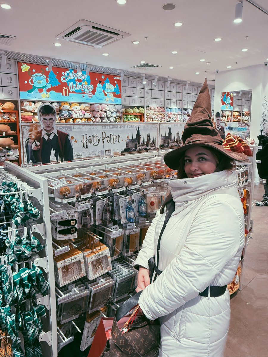 ChechunCh's tweet photo. Оставлю это здесь 🤗
Ударила молния ⚡️
Прикольная коллаборация #happypotter https://t.co/RaWXClsexm