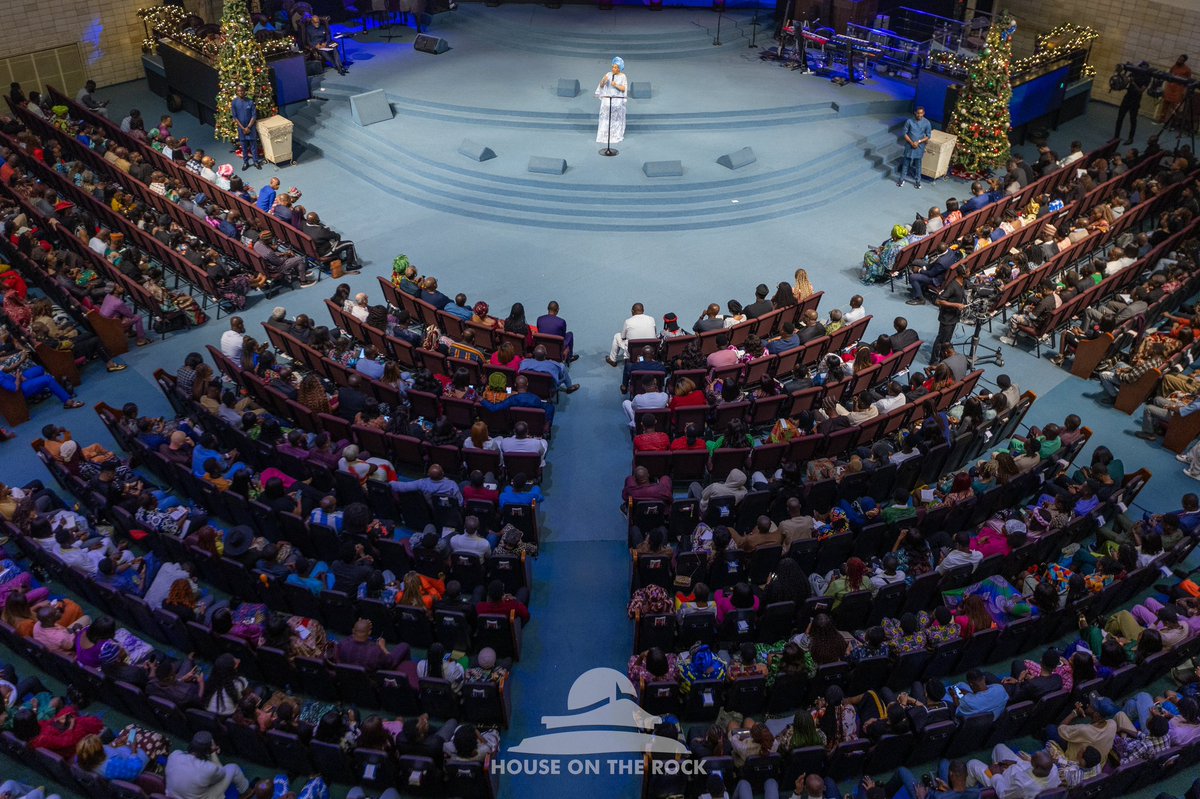 HouseOnTheRock's tweet photo. 2Peter 3:8 - Time means nothing to God. He isn’t slack concerning His promises. His Word will never return void, it will accomplish His promises concerning you.

- @IAdefarasin 
#HOTRService https://t.co/rfsVAeIaSM