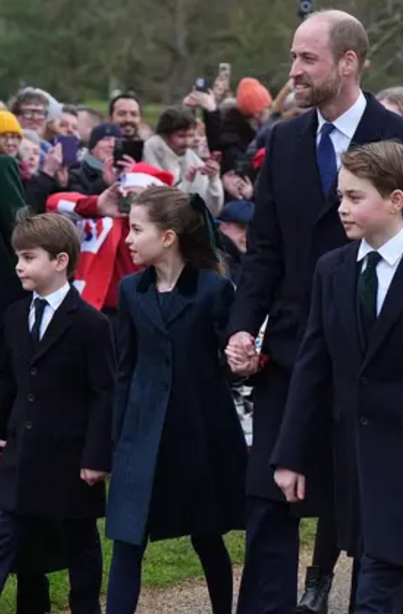 MrJohnNicolson's tweet image. Don’t know who I feel more sorry for - the strained looking royal children dressed as mannequins &amp;amp; forced to do this walk to &amp;amp; from church. Or the children brought by their very odd parents to gawp at them. All very unhealthy.
