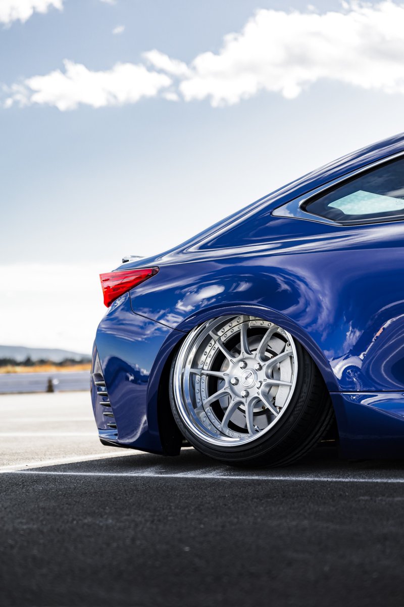ccfam_RC350's tweet photo. ホイール売ります！

SSR SP5
19インチ 
9.5J+5 NRディスク 2本 225/35R19 クムホ
10.5J+18 SLディスク 2本 235/35R19 クムホ
ディスク 3Dブラッシュド加工
修復歴無し
タイヤは内減りあり

28万円送料別にて
直接取りに来れる方26万円（静岡県東部エリア）
分割払いNG
確定後のキャンセルNG https://t.co/G5FKMG1TZq