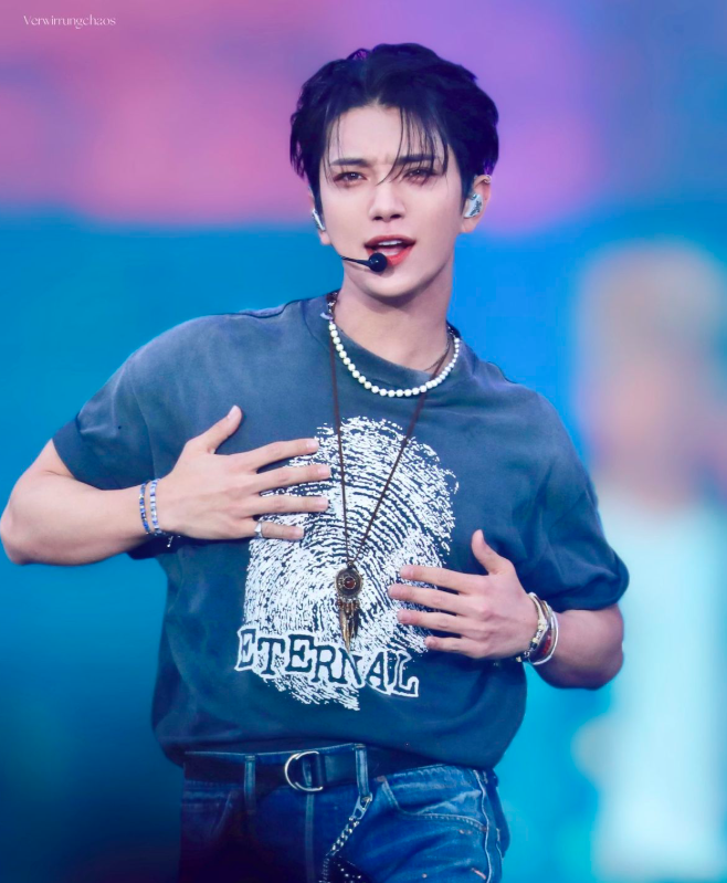 AboutMusicYT's tweet photo. Happy 29th birthday to the amazing, talented and brilliant, vocalist, visual, gracious, Jalsaengyeosseo SEVENTEEN's Joshua! https://t.co/FuhggWo51Y