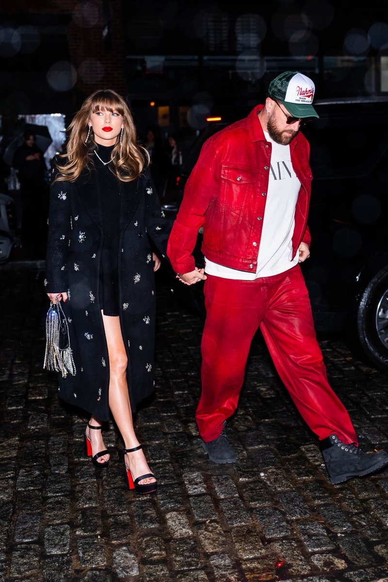 Taylor Swift in 4k tweet media