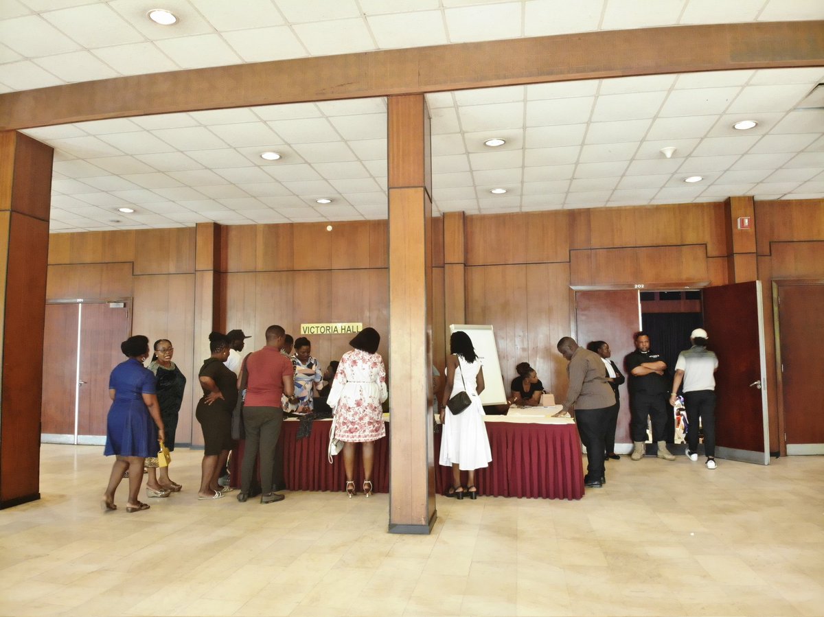 abi_nze's tweet photo. The room is buzzing with anticipation as guests take their seats, ready to dive into the 'Survive in the Jungle' experience. The energy speaks volumes—something great is about to unfold.
#itspossible24 #surviveinthejungle https://t.co/EUHTsoRVpX