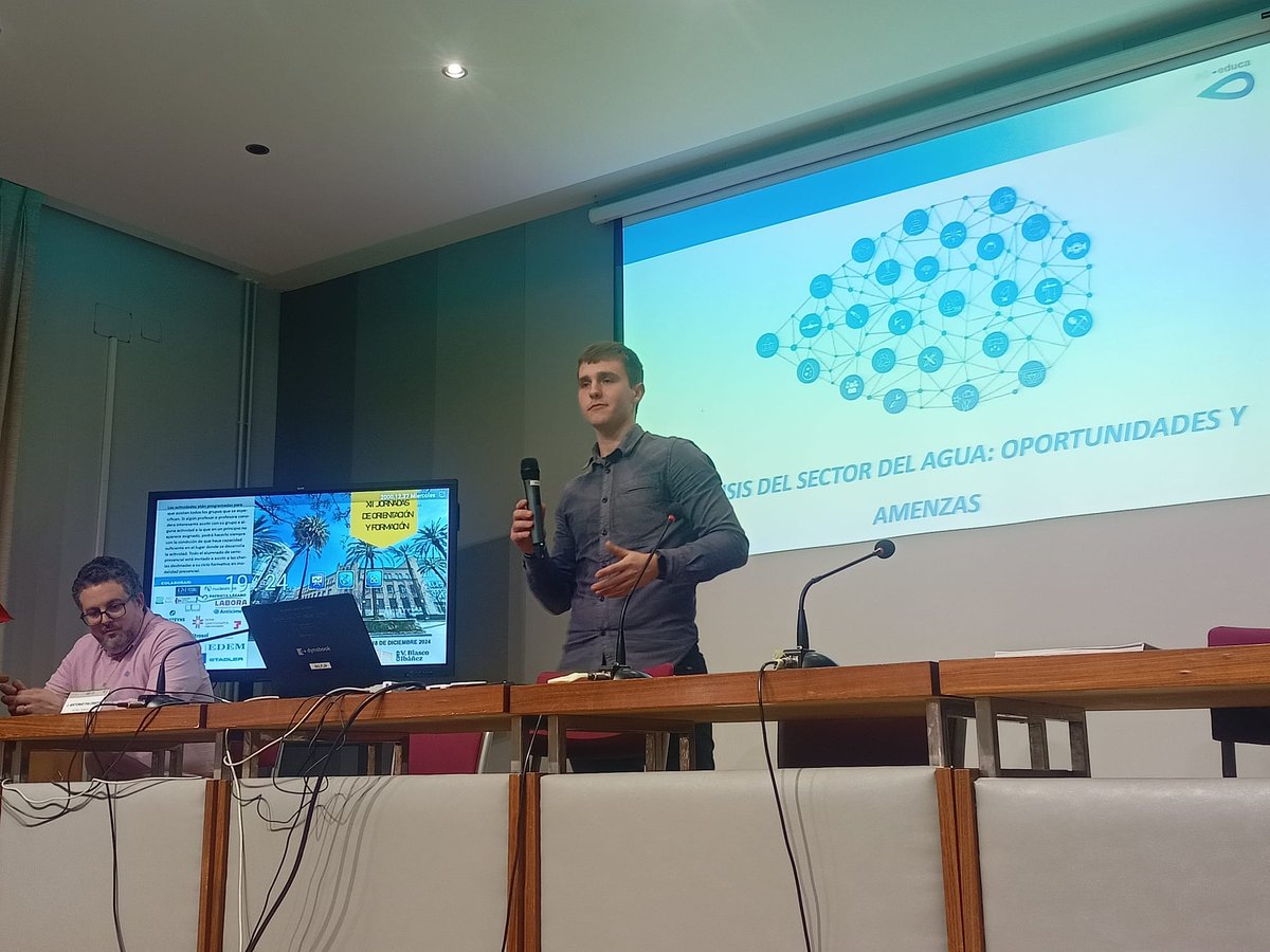 💬 Jornades de Formació i Orientació Laboral

🔹 "Eixides professionals", a càrrec de Jose Antonio Palomero (Global Omnium)

#Formació #FP #Xarrades #Educació #OrientacióLaboral #FuturProfessional #València #GlobalOmnium