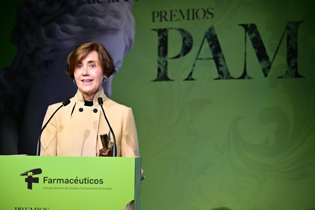 Farmaceuticos_'s tweet image. 📣 #Tizerpatida, fármaco indicado en diabetes 2 y sobrepeso y obesidad, elegido el medicamento más innovador del año en los Premios #PAM2024 del Consejo General de @Farmaceuticos_. 

💊 La Mención de Honor ha sido para Inclisirán (Leqvio®) de @NovartisSpain, para enfermedades…