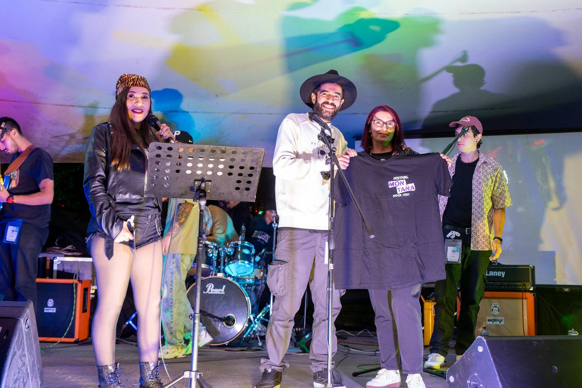 mincultura's tweet photo. A través de nuestra iniciativa 'Barrismo Social Entre Ejes', que implementamos en la región cafetera, se llevó a cabo este festival, el cual contó con la participación de siete bandas: @PerroParlante_ , Edición LTDA, Tui, Callesos Ojos, Reset, Santa Pacha y Justine y El Infortunio.

¡Acciones que demuestran el poder del arte para transformar comunidades!