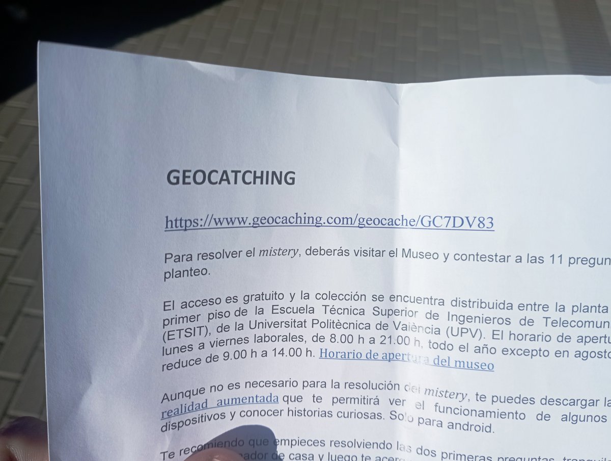 IESElCabanyal's tweet photo. El alumnado de 4ºESO optativa #TECNOLOGÍA ha realizado una divertida actividad de #geocatching en el Museo de Telecomunicaciones #ETSIT #UPV Valencia y ha experimentado en su taller de Museo Realidad Virtual https://t.co/cqM49t6dl6