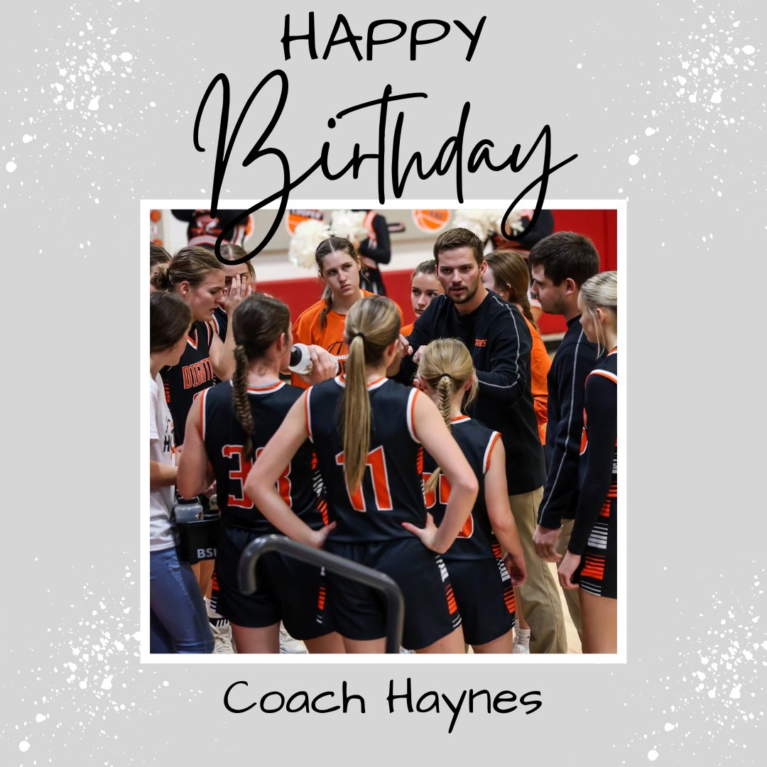 Your Lady Hornets are back in action tonight @ LaCrosse. Go bring home a win for Coach Haynes Birthday! 🎉🎁