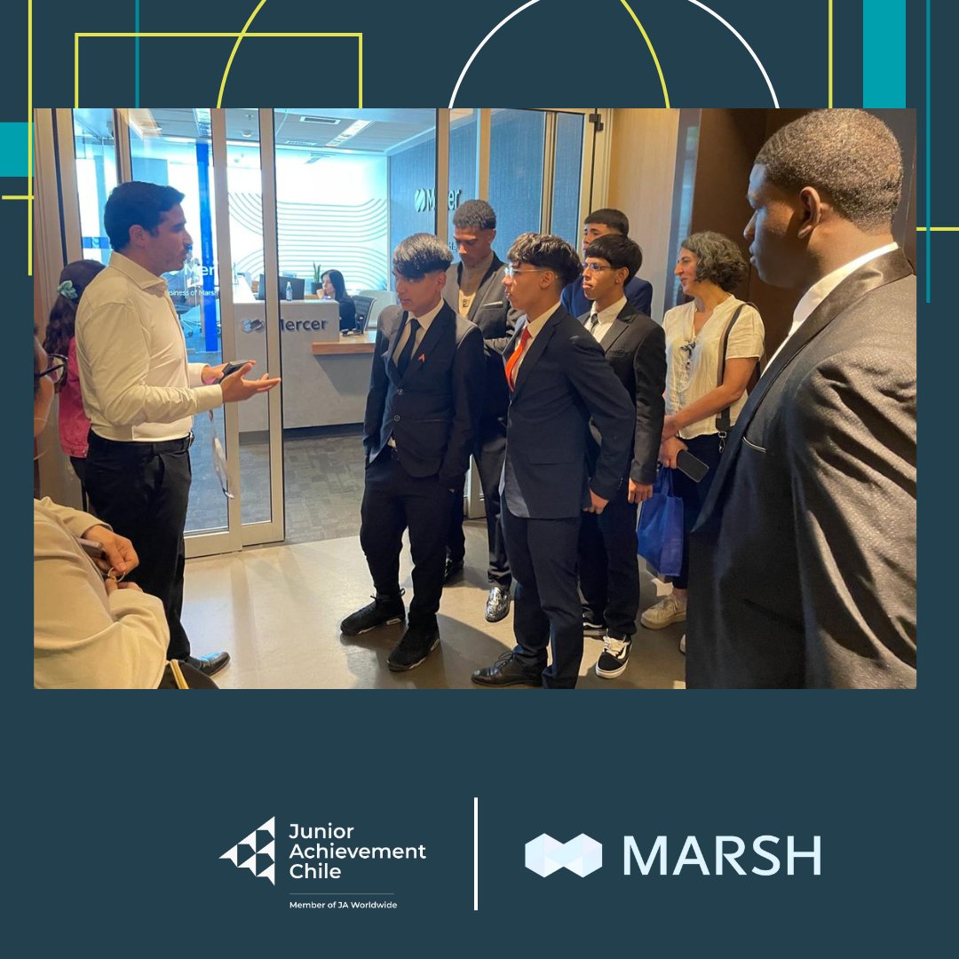 JA_Chile's tweet photo. Marsh McLennan inspira a jóvenes estudiantes de
3º medio del Instituto Tecnológico Comercial Recoleta (INTECO), especializados en Contabilidad, vivieron una experiencia transformadora en las oficinas de Marsh McLennan en Santiago. https://t.co/nTYi5mrT9K