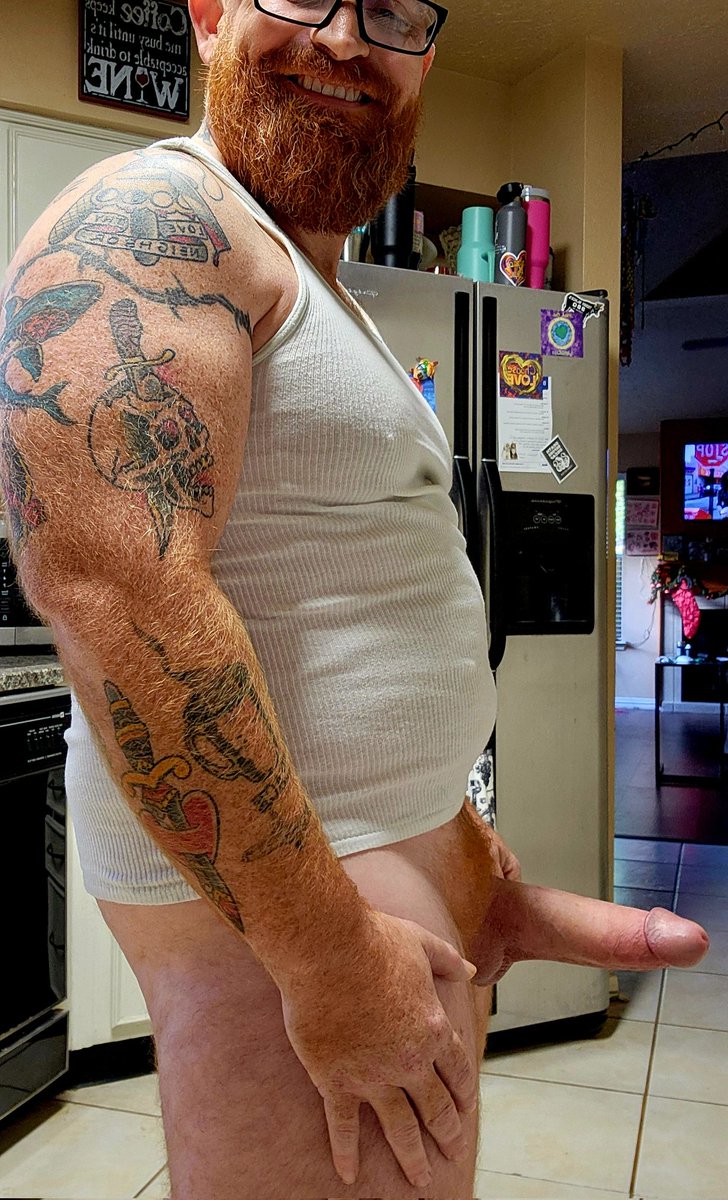 PacoMeloRico4's tweet photo. Rico macho rojo pollón 🍆💪🤤. https://t.co/CKeb6Tbm3x