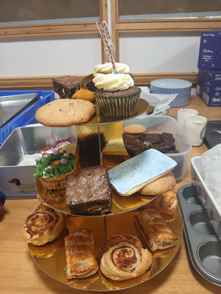 A few photos from our tea dance at <a href="/CHCHSLeeds/">Cardinal Heenan Catholic High School</a> 🎄

Thank you for having us - you made our community members feel very special 💚