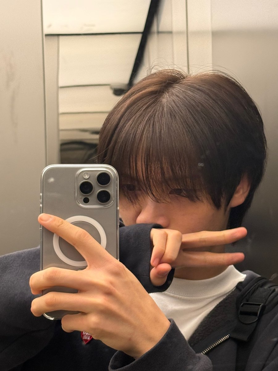 youngzzze's tweet photo. https://t.co/mdKVKGE8qR