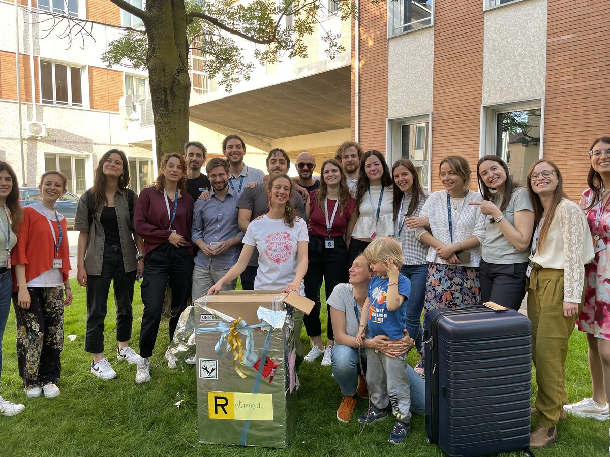 2024 recap: lots of celebrations 🥳 The team is growing and we get smaller and smaller in the pictures, but we still fit all together!
Happy holidays everyone! 🎄❄️