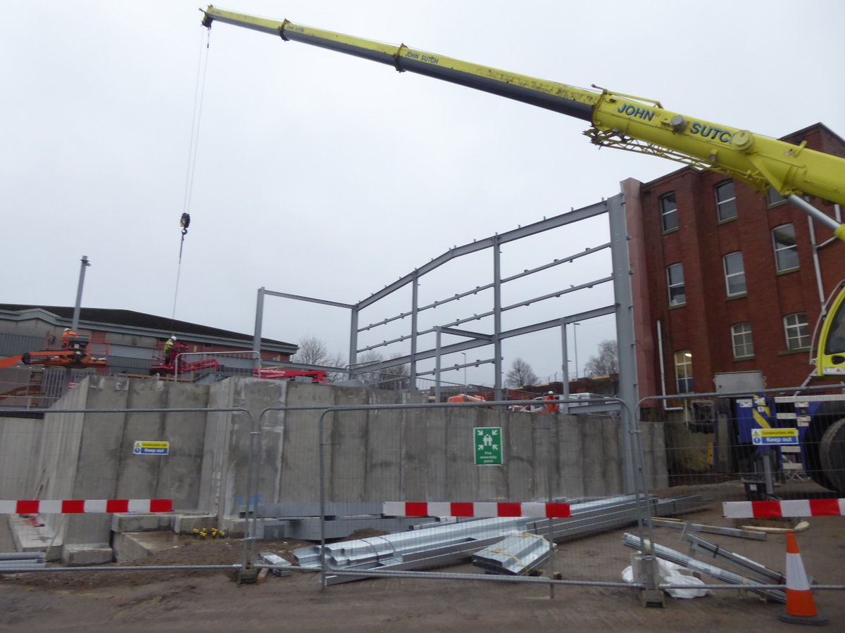 swf_consulting's tweet photo. Steel frame beginning to go up on the new Kia showroom in Oldham - great to see the progress this morning https://t.co/a7D6YxJAJm
