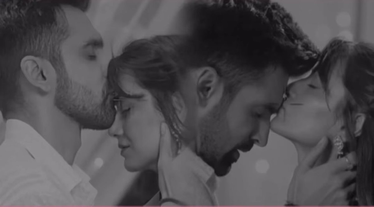HIS &amp; HER, Forehead kisses 💋 Mr &amp; Mrs VSA expression of love captivates us all ♥️🥹☺️  <a href="/arjitaneja/">Arjit Taneja</a> 

#ArjitTaneja #AmVira #Virat #SritiJha #SriJit #KaiseMujheTumMilGaye #KMTMG