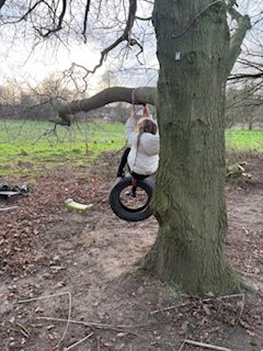 NectonFS's tweet image. The last session for @NectonY2 group 2, adventures in climbing and swinging, followed by yummy sweetness by the fire. It's hard when something comes to an end but we gave thanks to the forest for our time spent there and new adventures we may have.