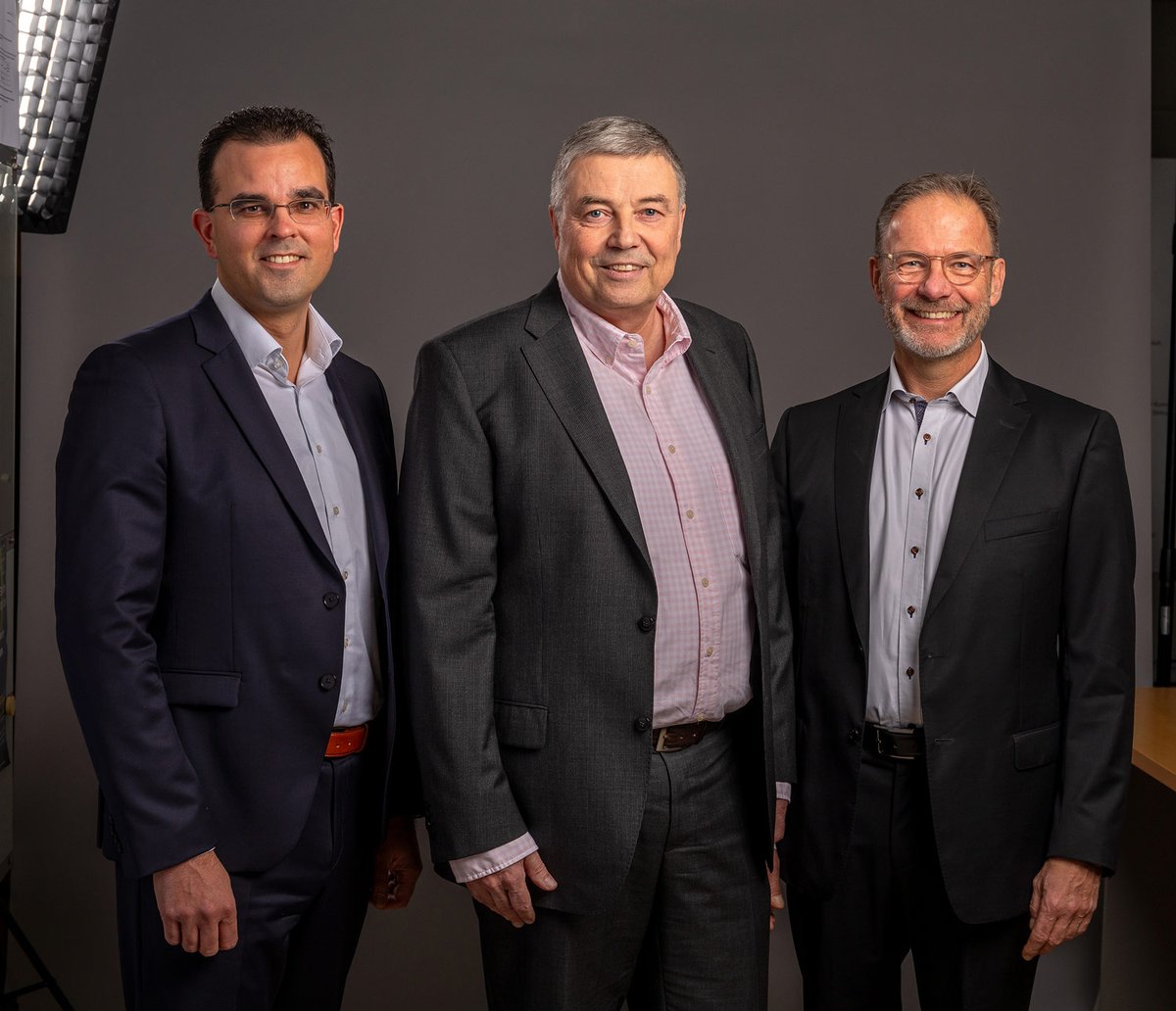 MaxPlanck-Innovation (@mp_innovation) on Twitter photo 🚀 A New Chapter of Innovation at Max Planck Innovation! 🚀
We’re excited to announce that, starting in January 2025, Christoph Hüls will join Bram Wijlands as the new dual leadership team at Max Planck Innovation GmbH! Together, they’ll drive forward our mission to turn 🚀 A New Chapter of Innovation at Max Planck Innovation! 🚀
We’re excited to announce that, starting in January 2025, Christoph Hüls will join Bram Wijlands as the new dual leadership team at Max Planck Innovation GmbH! Together, they’ll drive forward our mission to turn