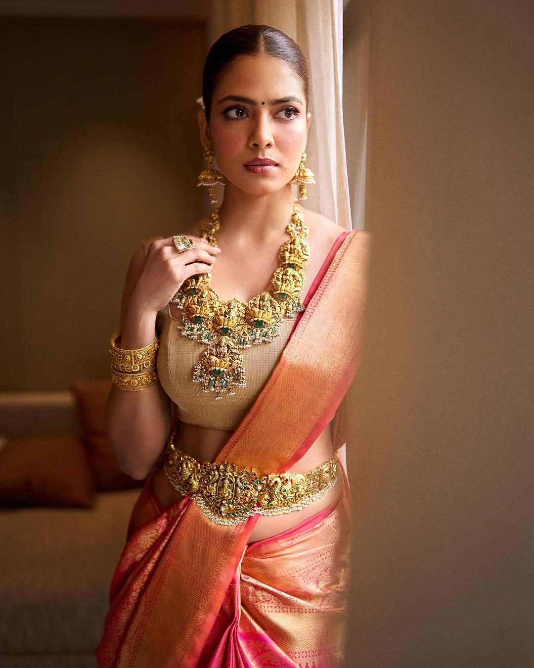 GfACT5_WEAARwXG?format=jpg&name=large