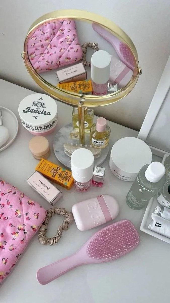 ursula9393's tweet photo. Pra garota que ama cuidar de si e ficar  cheirosa, produtos que achei na Shopee 《 A THREAD 》 https://t.co/SBfhxUJFSk