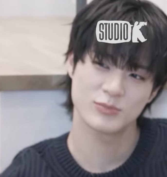 อาทิตย์หน้ามีนัดยังคะ

มีแล้วค่ะ

มีกับใคร

กับอ้วนนั่นแหละ ก็วันครบรอบไม่ใช่เหรอ

ใช่ เค้าหลอกถามไปงั้นแหละ อิอิ