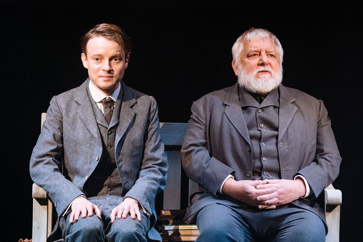The Invention of Love review – Simon Russell Beale is perfectly cast in Tom Stoppard revival whatsonstage.com/news/the-inven…