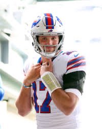 Coreyb3p's tweet photo. Which QB should win MVP??

🔁 For Jackson

❤️ For Allen. https://t.co/dtwRUPQSDP