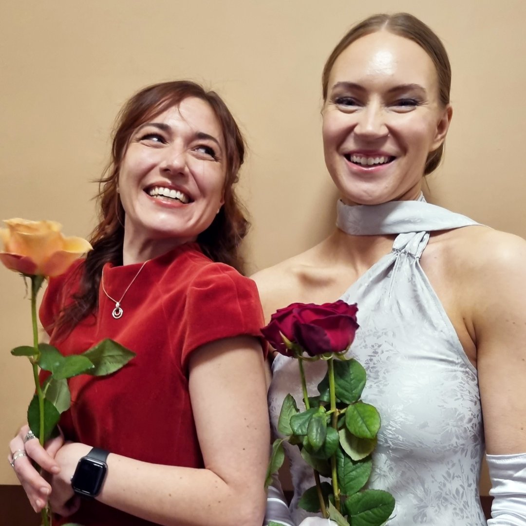 Onnea tiedekunnastamme tänä syksynä valmistuneille! ✨ Congratulations to our students who graduated this autumn! 💐

Valmistunut, liity maksuttomaan Helsinki Alumni -yhteisöömme. Remember to join our free Helsinki Alumni community: join.alumni.helsinki.fi 

#HelsinkiAlumni