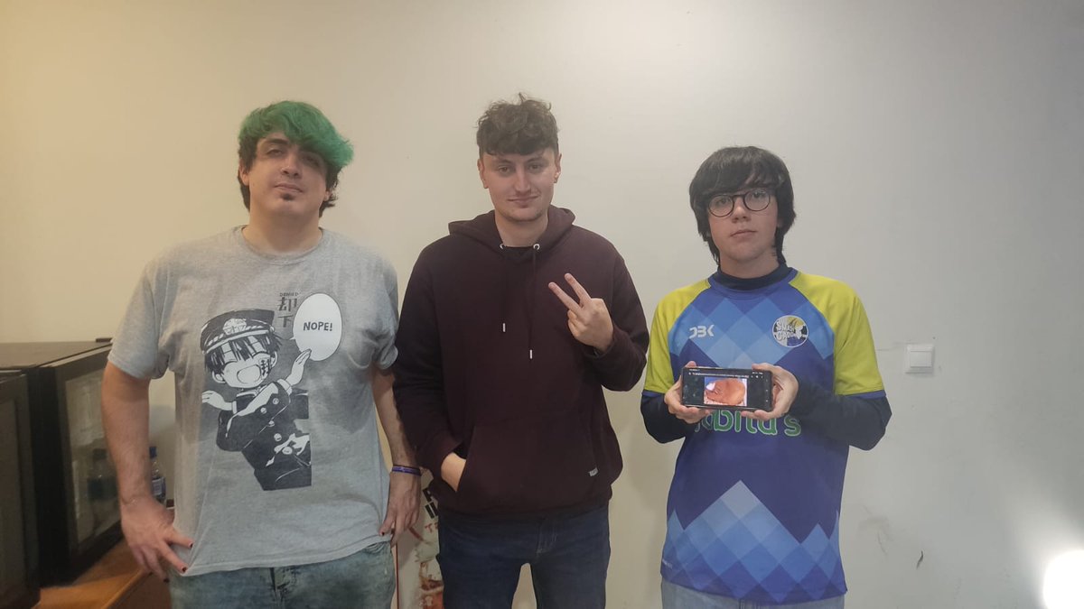 SmashSevilla's tweet photo. ¡Éste es el Top 3 de nuestro pasado semanal #PhoenixWeekly en @Challenger_GC!
🥇 @ManoloBolos
🥈 @Armando64_64
🥉 @YunaLaPuffa
¡Gracias a todos por venir! Más este viernes. ✨ https://t.co/I1PHMFPw5A