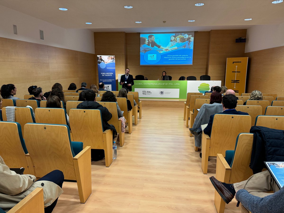 linkbyuma's tweet photo. 💼 En esta primera edición, se aborda el cambio de paradigma que se está produciendo en el mercado de trabajo y como adaptar las políticas de RRHH a esta nueva situación, a través de mesas debate formadas por empresas. https://t.co/PNL9a2pcv1