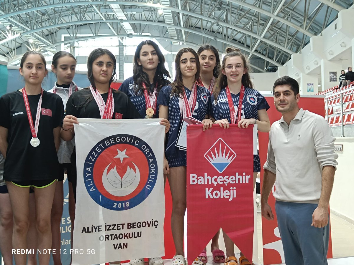 BK Van Kampüsü (@bahcesehir_van) on Twitter photo 💫 2024-2025 Okul Sporları
📍YÜZME YILDIZLAR 📍 Müsabakalarında okulumuz Van İl 1.si olup, ilimizi Bölge şampiyonalarında temsil etmeye hak kazanmışlardır. Öğrencilerimizi ve öğretmenlerimizi kutluyoruz.💙❤️🔥🥇
<a href="/bahcesehir_k12/">Bahçeşehir Koleji</a>
<a href="/AtlihanMumtaz/">Mümtaz ATLIHAN</a>
@dagozlem 💫 2024-2025 Okul Sporları
📍YÜZME YILDIZLAR 📍 Müsabakalarında okulumuz Van İl 1.si olup, ilimizi Bölge şampiyonalarında temsil etmeye hak kazanmışlardır. Öğrencilerimizi ve öğretmenlerimizi kutluyoruz.💙❤️🔥🥇
<a href="/bahcesehir_k12/">Bahçeşehir Koleji</a>
<a href="/AtlihanMumtaz/">Mümtaz ATLIHAN</a>
@dagozlem
