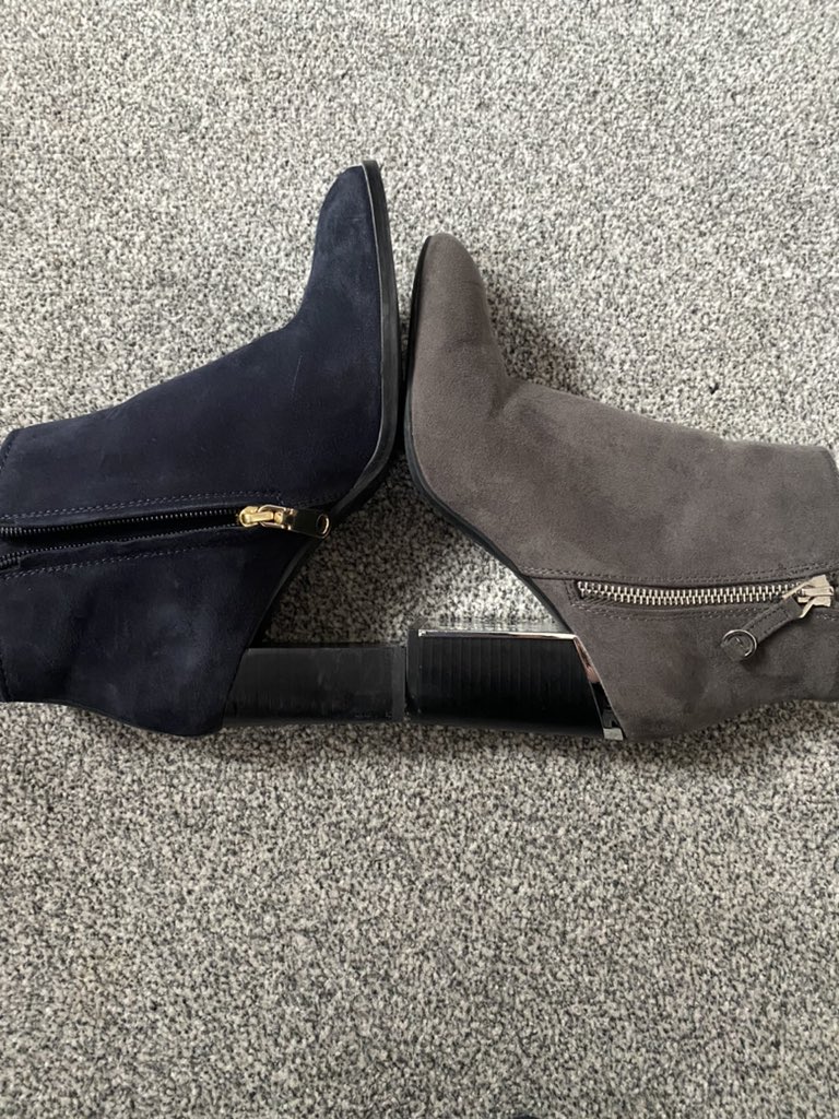 polly7719's tweet photo. @Radley_London hi I purchased some tulip street boots size 37 (4) I think they are sized wring and are maybe a 5. They are too big and even with insoles still too big and uncomfortable. After sizing against my other shoes the difference is immense. https://t.co/0w2tb57qY8