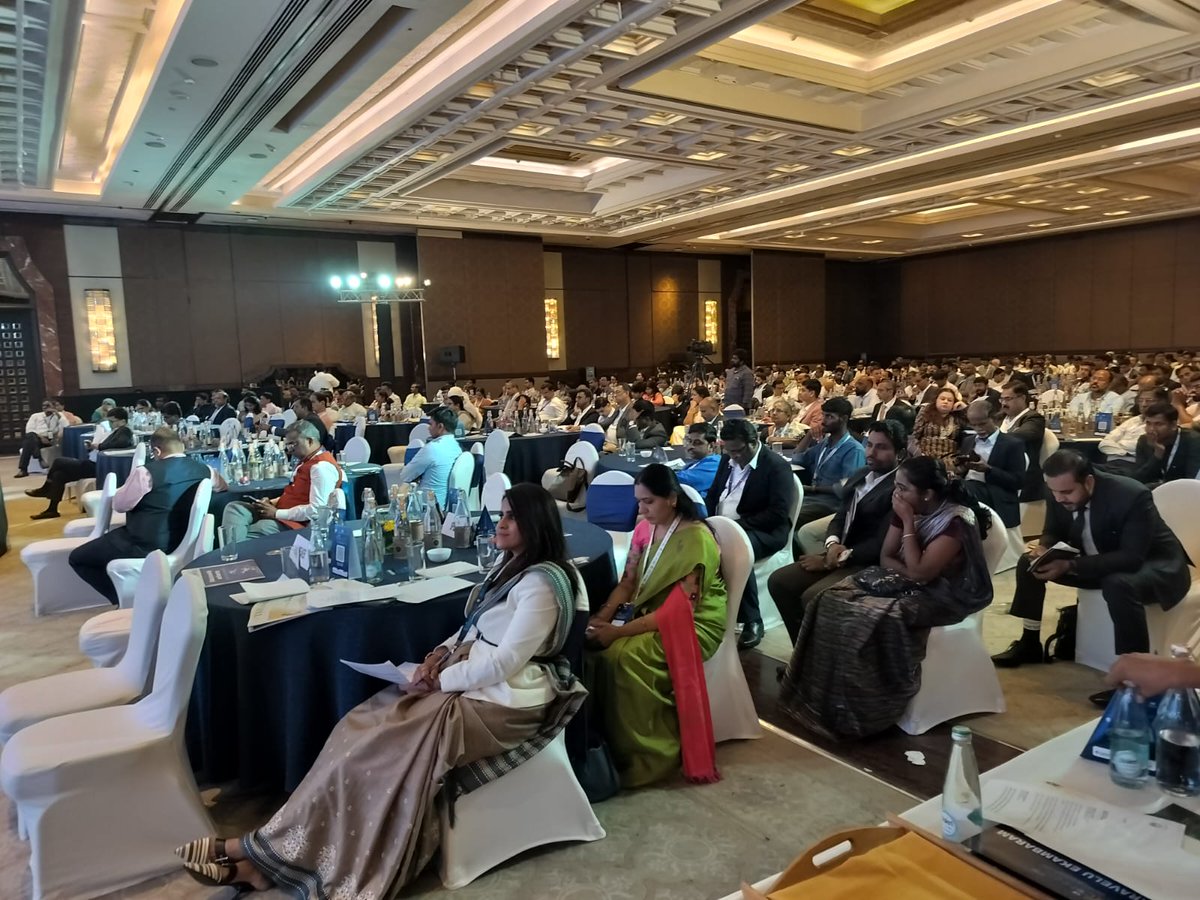 At #CIIConnect24 themed “AI in Action: Real-World Applications in Business,” Director,STPIC underscored TN’s "Vast tech &amp; Talented pool" enabling IT ecosystem &amp; emphasized the need for AI skilling,quality data generation &amp;ethical AI to position the state as a leading AI power hub