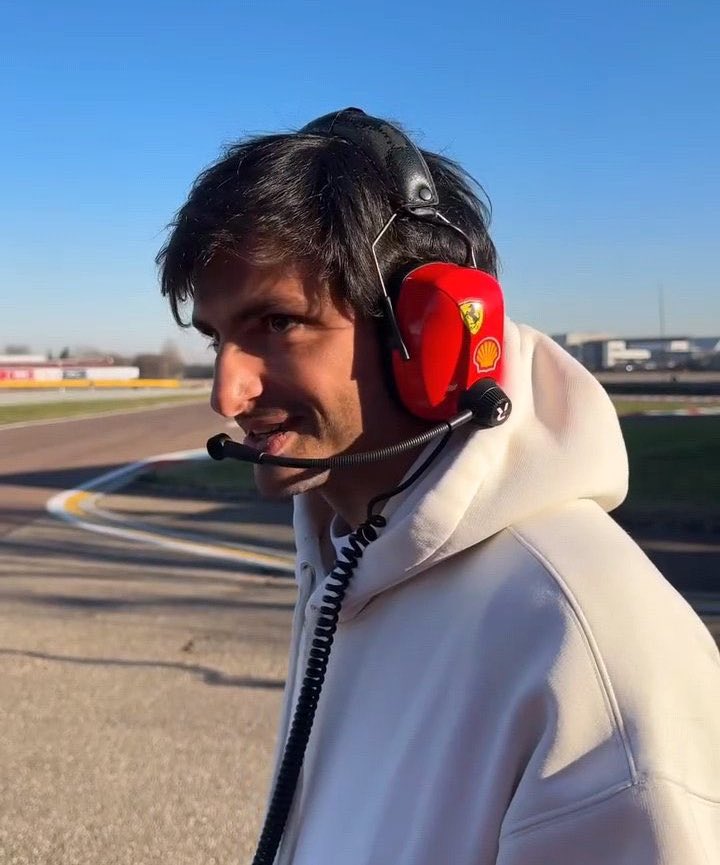 redsainz tweet picture