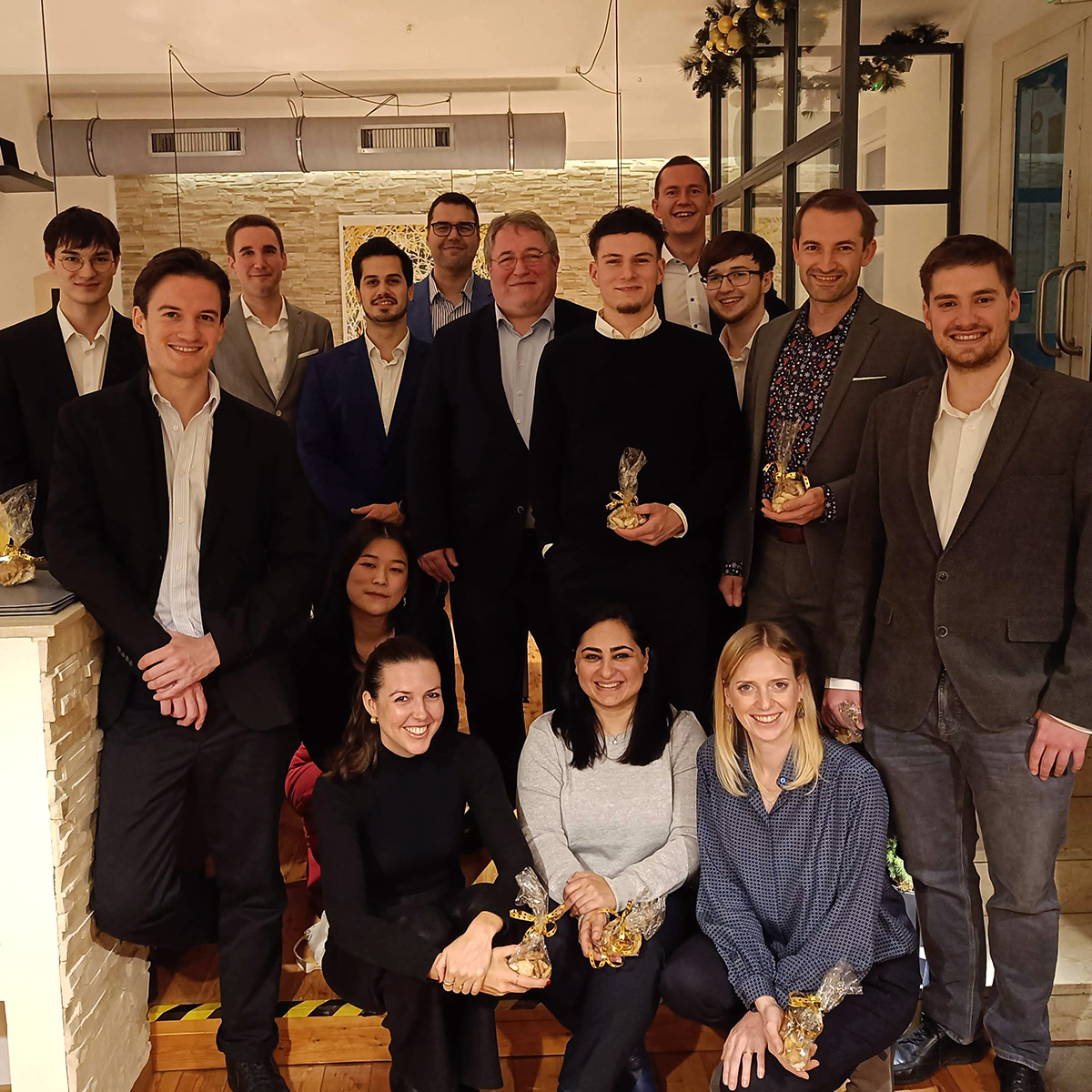 celixSolutions's tweet photo. 🎄✨Holiday Cheers with the celix Team! 
Delicious food, lots of fun, and of course, a toast (or two) as we came together one last time this year to celebrate an incredible 2024! 🥂
We're grateful for everything we've achieved and are now looking forward to an exciting new year. https://t.co/ksg96qhO37
