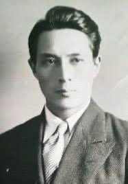 hikaruganji's tweet photo. 整形などしていません。古代ユダヤ人の血が流れている純日本人の顔は、このような掘りの深い顔でした。無整形でこのような顔していれば、古代ユダヤの血が流れて源平藤橘家の血筋を引く純日本人の顔です。純日本人の顔は美形でハンサムでした。 https://t.co/cI98JNBsjr