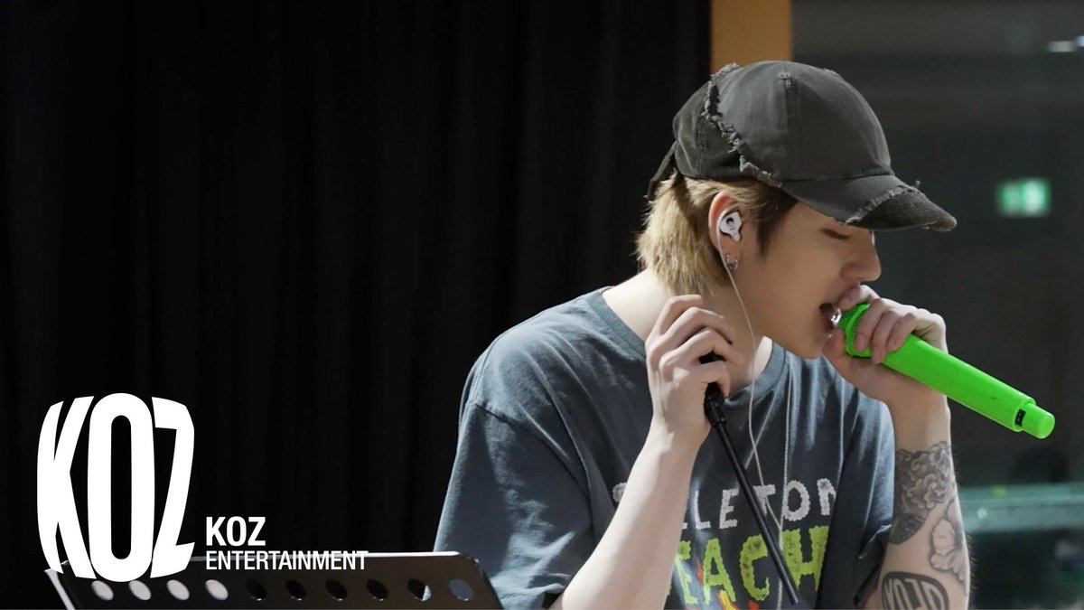 zico_koz's tweet image. ZICO LIVE : JOIN THE PARADE Behind the scenes

🔗 youtu.be/d_DCJuGSLjw

#ZICO #지코 #ZICO_JOINTHEPARADE