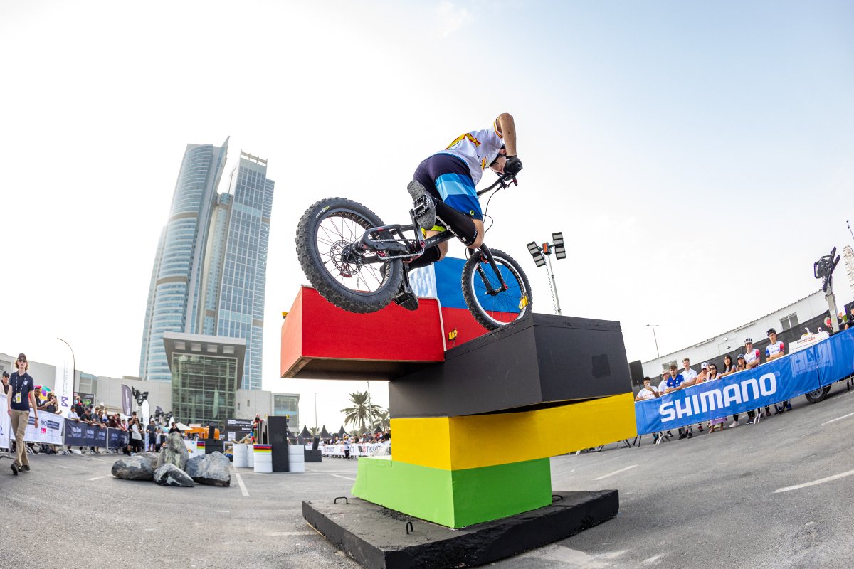 It doesn’t get any better than this! 🤩

Spain 🇪🇸 claimed its SIXTH consecutive UCI World Champion title in the Mixed Team Event. 👏

#Trials #AbuDhabi2024