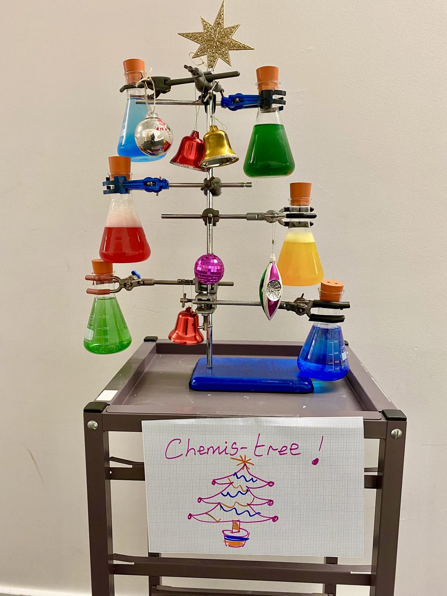 UnsworthAcademy's tweet photo. As we are approaching the Christmas Holidays we, in The Prep Room, thought we would share our chemis-tree with you!
#Christmas
#Chemis-tree
#ChristmasScience https://t.co/eaW8I7lW2E