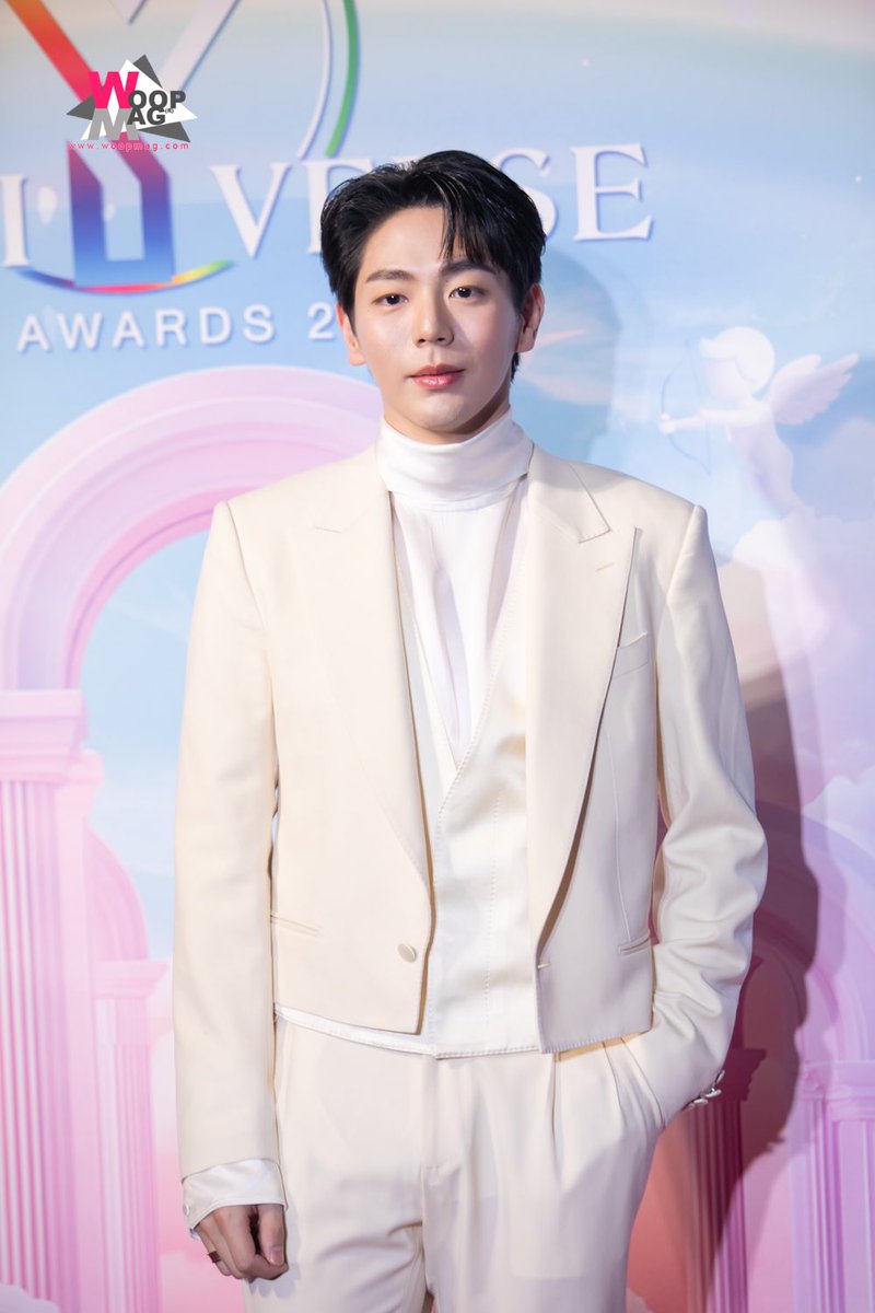 woopmag's tweet photo. “อัพ ภูมิพัฒน์” ร่วมเดินพรมในงาน “Y UNIVERSE AWARDS 2024” 🌟 

UP Yuniverse Awards
#uppoompat
#YUAwards2024xUP
#YUAwards2024 #YuniverseAwards2024 https://t.co/fnFXJeINLC