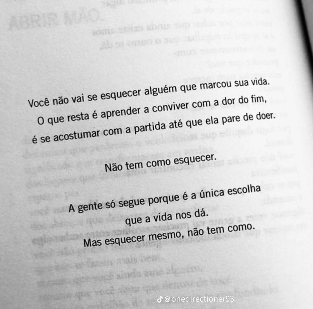 𝓛𝓪𝓾𝓻𝓮𝓷 𝓵𝓸𝓿𝓮𝓼 𝓛𝓲𝓪𝓶 (@louistwins) on Twitter photo 