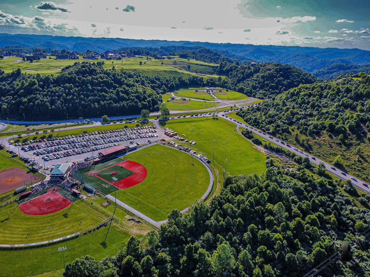 HS Baseball Fields Of America! tweet media