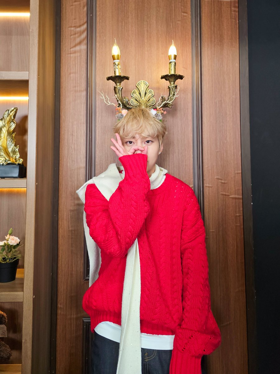 XIUMIN_official tweet media