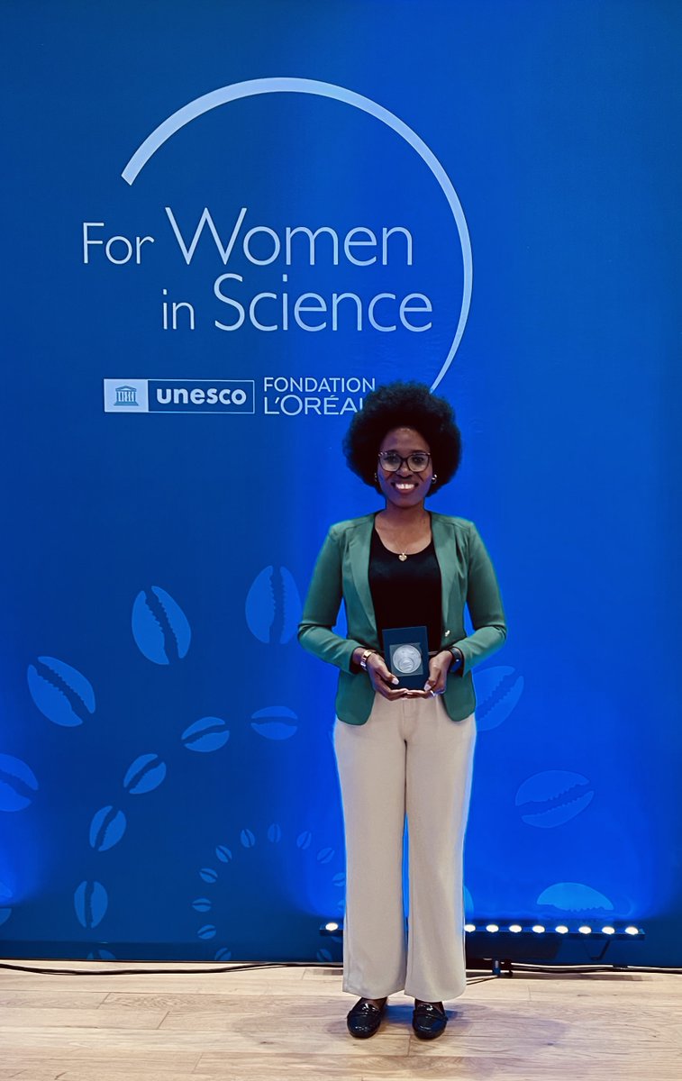 Congratulations to our postgraduate, Irene Nandutu, part of the NI and UCT's Artificial Intelligence Research Unit on winning the 2024 <a href="/FondationLOreal/">Fondation L'Oréal</a>-<a href="/UNESCO/">UNESCO 🏛️ #Education #Sciences #Culture 🇺🇳</a> #ForWomenInScience French Young Talents Award.
Read more about #WomenInScience: tinyurl.com/mrh2xpmx #FWIS2024
