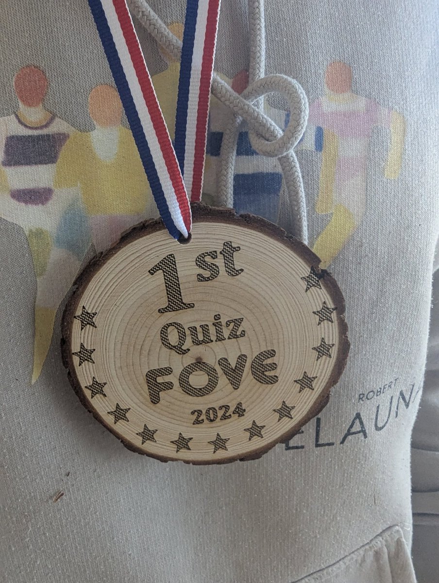 B_MorelP's tweet image. Last #FoVE meeting for 2024 with the already-traditional FoVE quiz  !
Thank you to the whole team for a fantastic year 🤩
2025 is just around the corner and we&apos;re ready!
@LIBM_lab
@Univ_Savoie