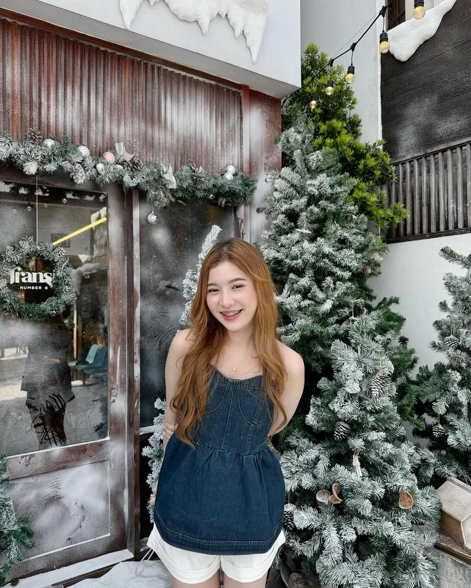 Christmas or Kiss me