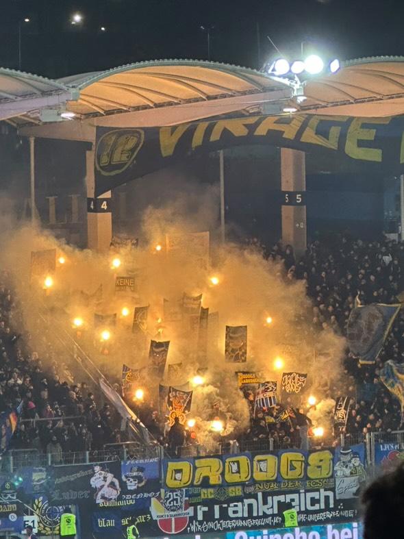 ultras1899_'s tweet image. FC Saarbrücken - TSV Alemannia Aachen#ultras #Saarbrücken #SupportersClub95 #SC95 #Saarbruecken #FCSTSV 3 Liga (15.12.24)